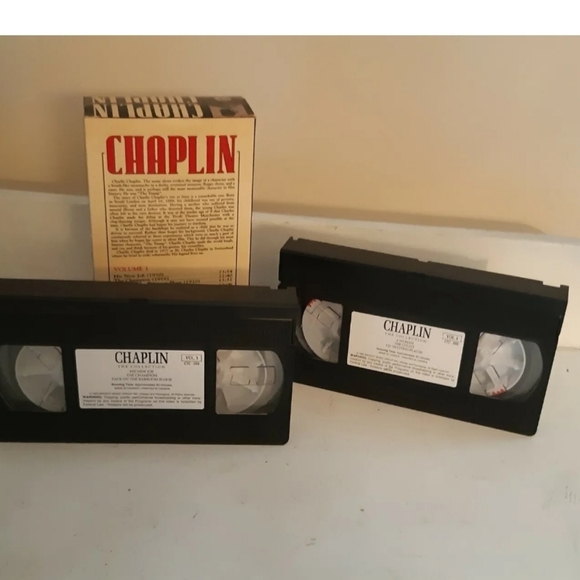 Vintage 1993 charlie chaplin VHS  Vol 3. Vol. 4 collectors Edition - Picture 4 of 7